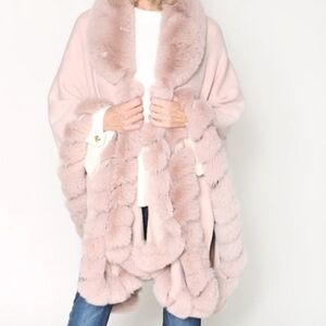 Luxurious Pale Blush Fur-Trimmed Cape